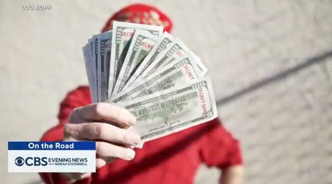 Kids inspired by Secret Santa give out total of $10,000 to strangers
